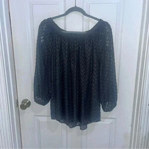Cato womens elegant top sz lg gray in color